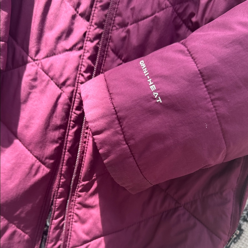 Columbia Women's Jacket - Maroon/plum Omniheat - Picture 3 of 4